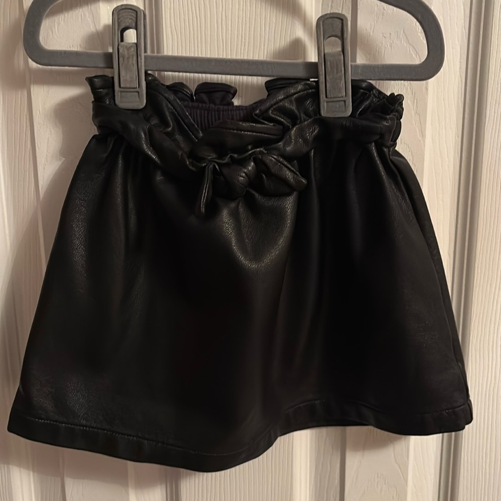 Toddler Girls Art Class Faux Leather Paperbag Waist Mini Skirt Size 4T